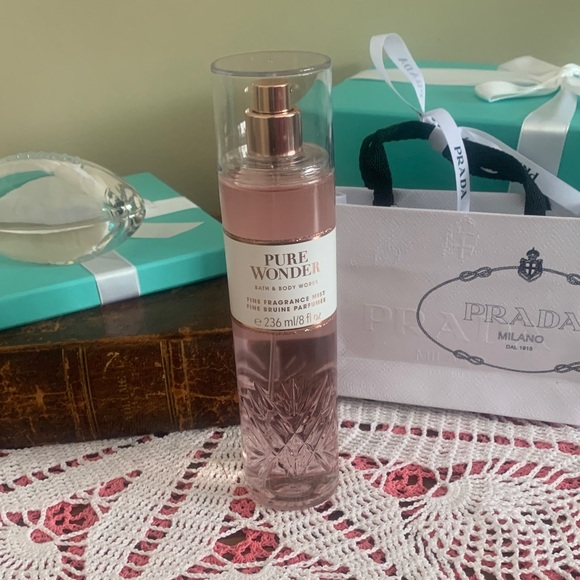 Bath & Body Works Other - Bath & Body Works Pure Wonder Fine Fragrance Mist Pink and Gold Easter  gift 326